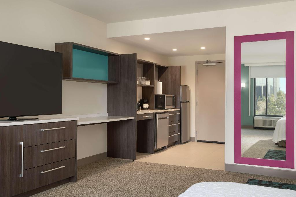 Home2 Suites By Hilton Woodland Hills Los Angeles