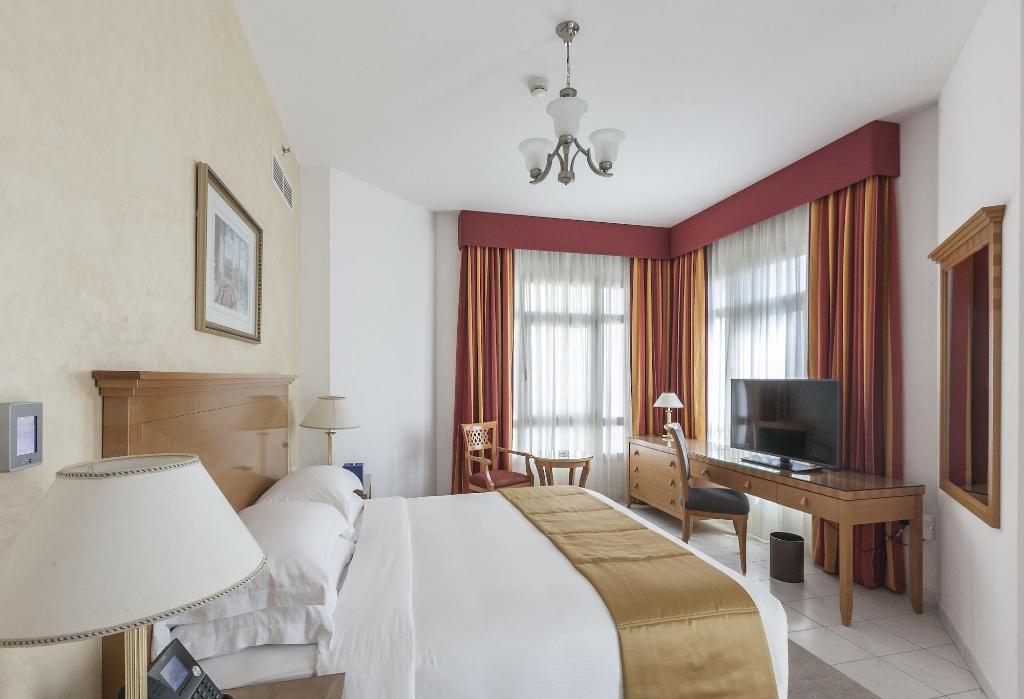 hotel-thumb