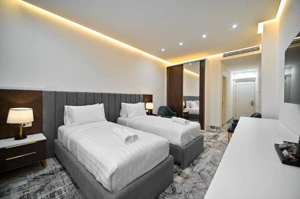 Venice Hotel