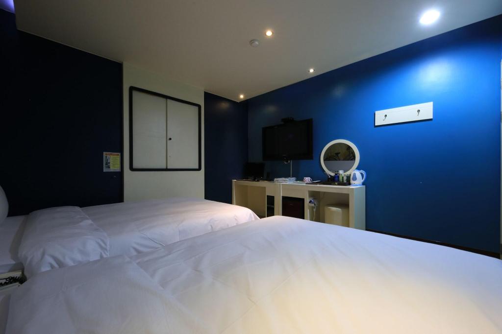 Cheonan K Hotel