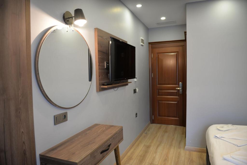 Basilissis Hotel