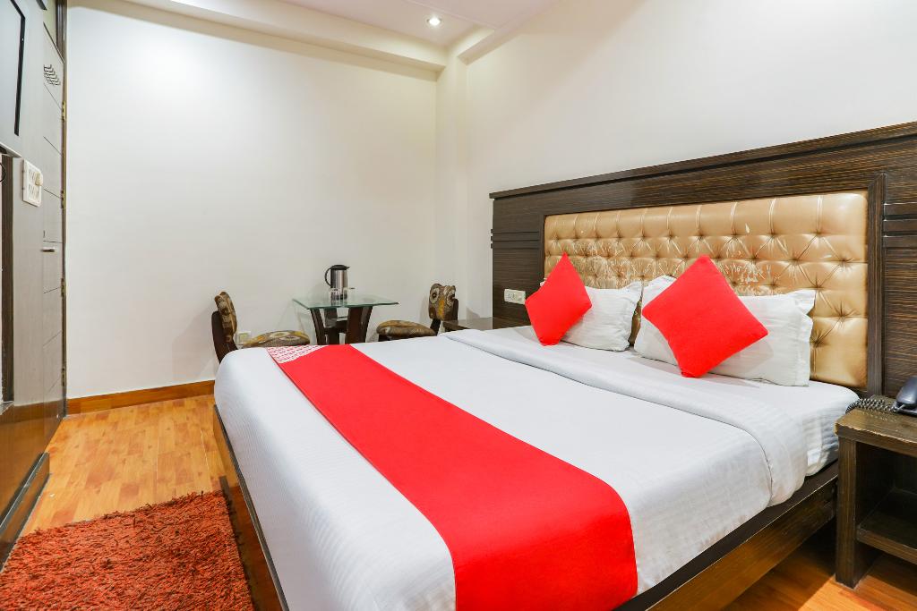 46221 Hotel Shiv Dev International