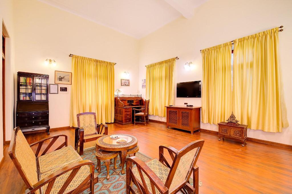 WelcomHeritage Shivavilas Palace