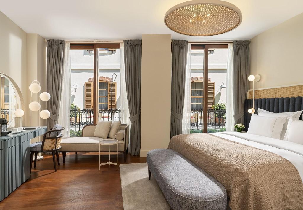 Ecole St Pierre Hotel