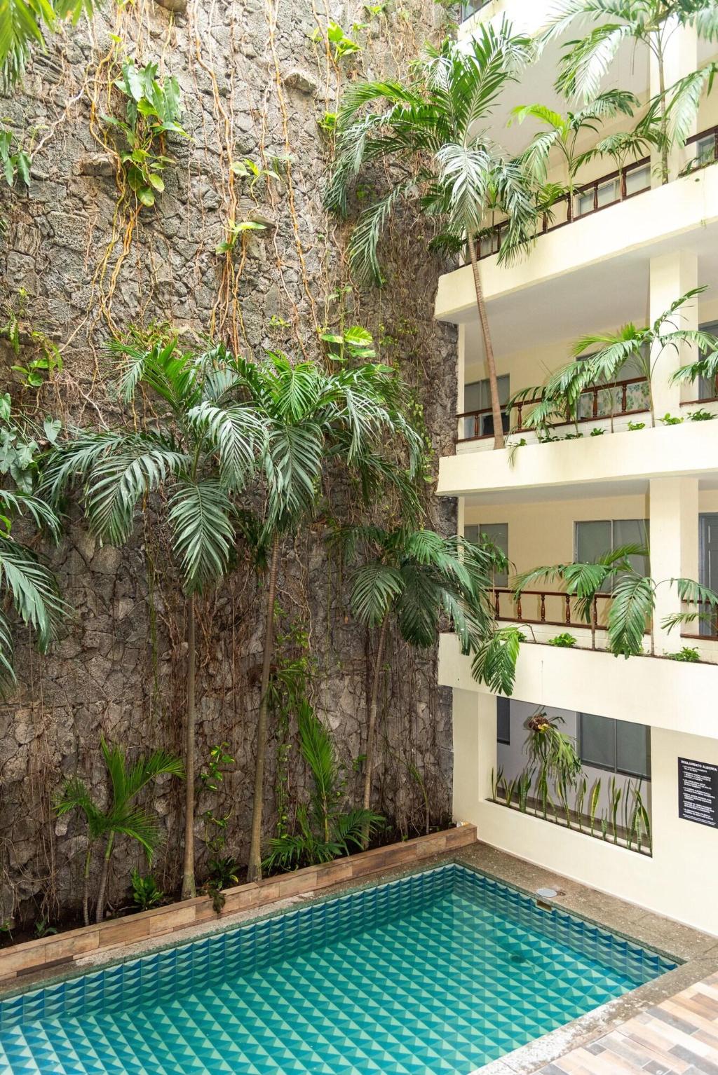 Hotel Kyrios