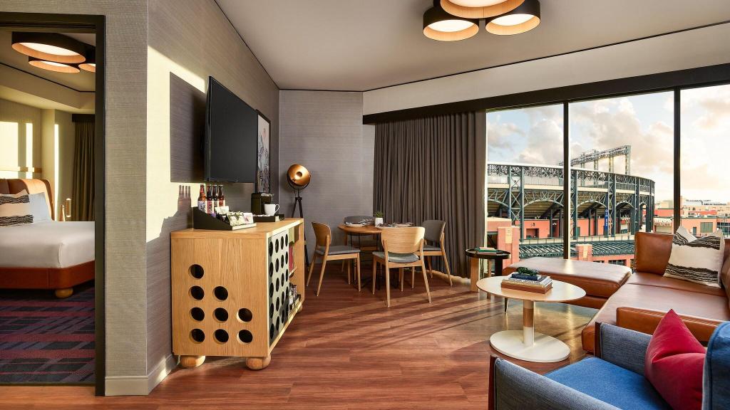 The Rally Hotel