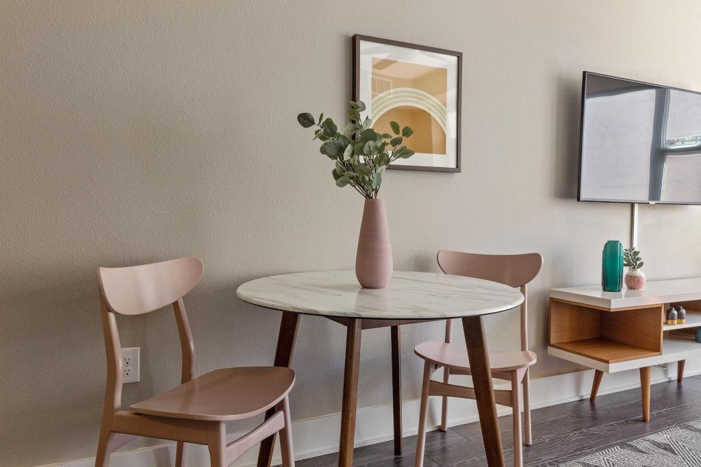 Kasa Denver Union Station Apartments