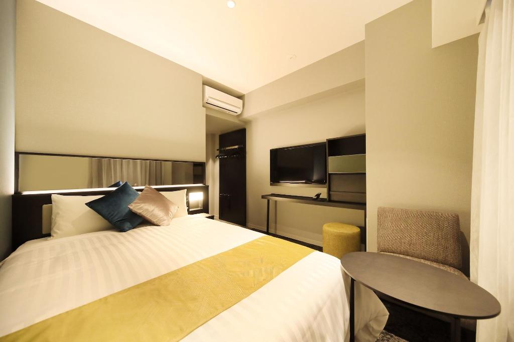 Quintessa Hotel Fukuoka Tenjin Comic & Books