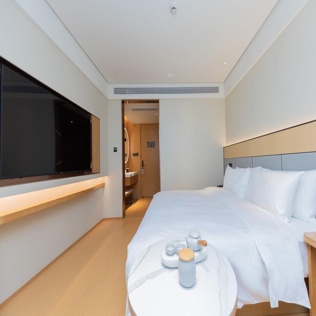 Ji Hotel (Jianglinglu Ditiezhan)