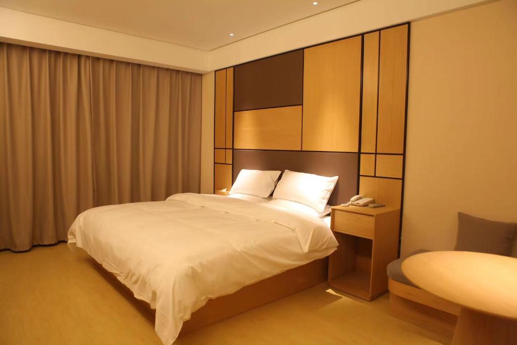 Ji Hotel (Lianyungang Haining Middle Road)