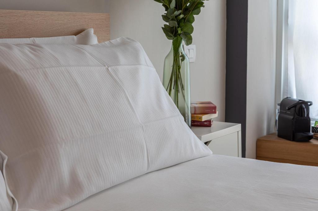 Hotel BEPLACE GARIBALDI SUITES