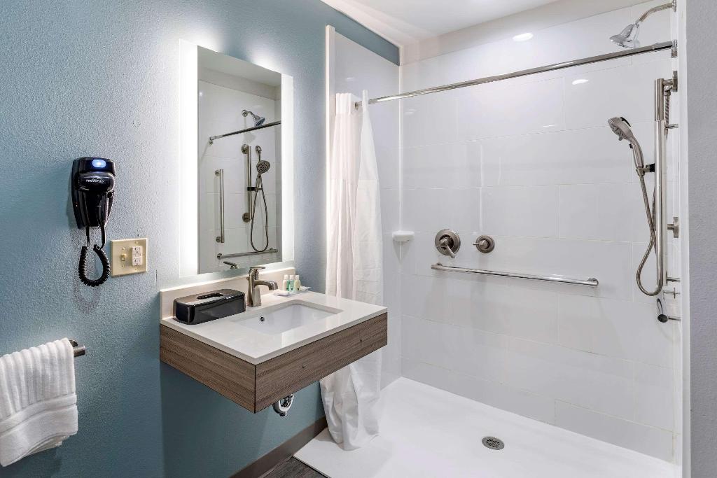 Quality Inn Lebanon Highway 109