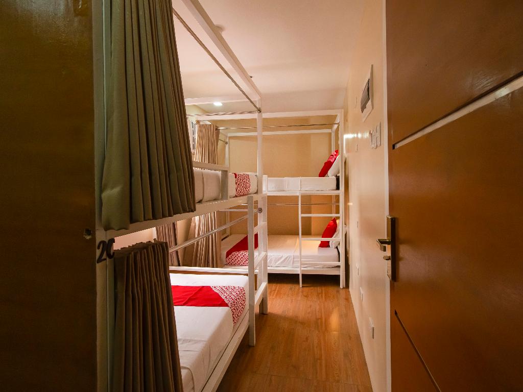OYO 832 The Teepee Place Hostel & Residence Inn