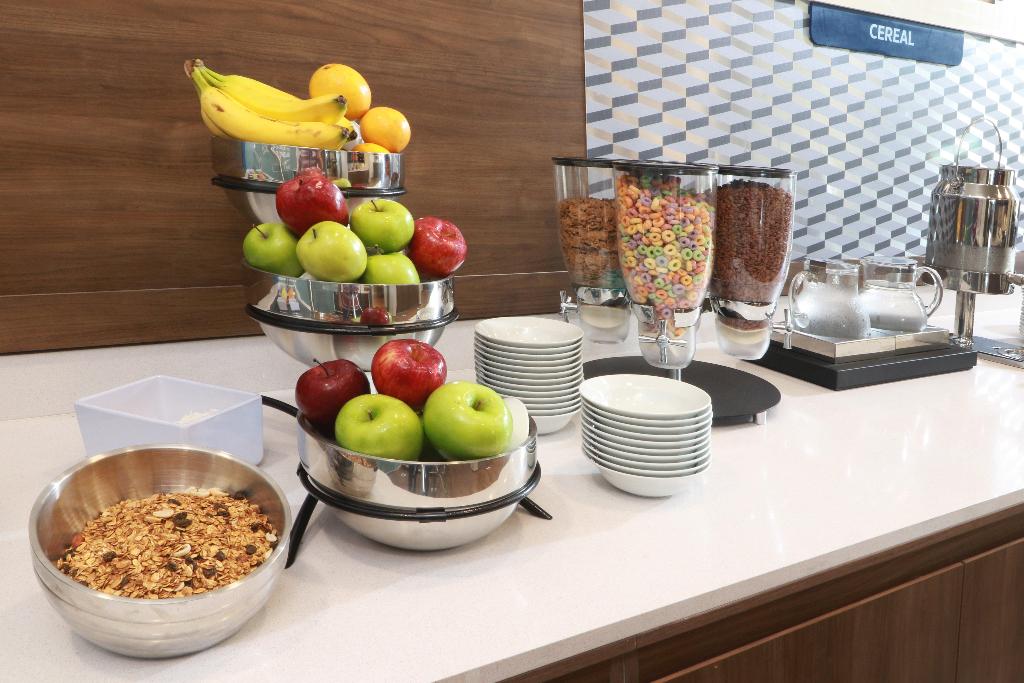 Holiday Inn Express Monterrey - Fundidora photo 60