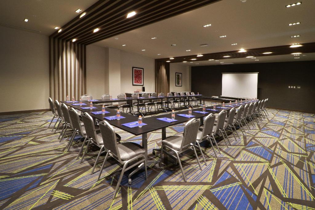 Holiday Inn Express Monterrey - Fundidora photo 31