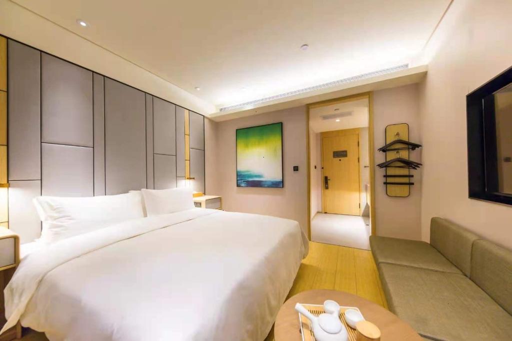 Ji Hotel (Tongzhou Yunhe Street)
