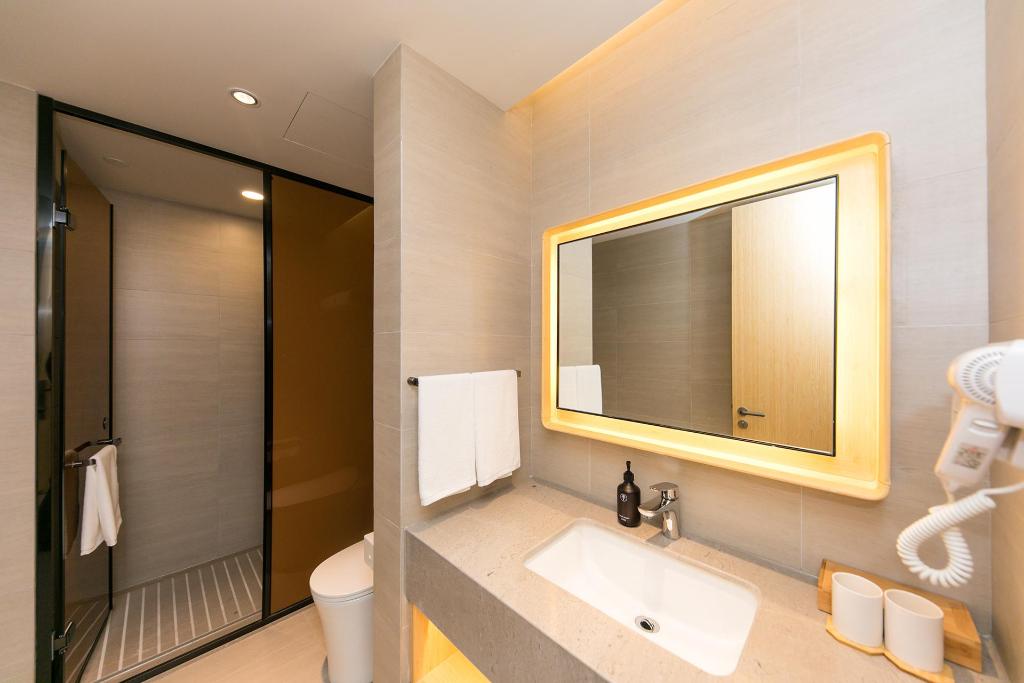 Ji Hotel (Nanjing Ruanjian Avenue Metro Station)