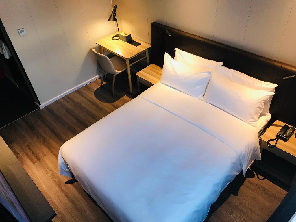 Hanting Premium Guangzhou Dongxiaonan Metro Statio