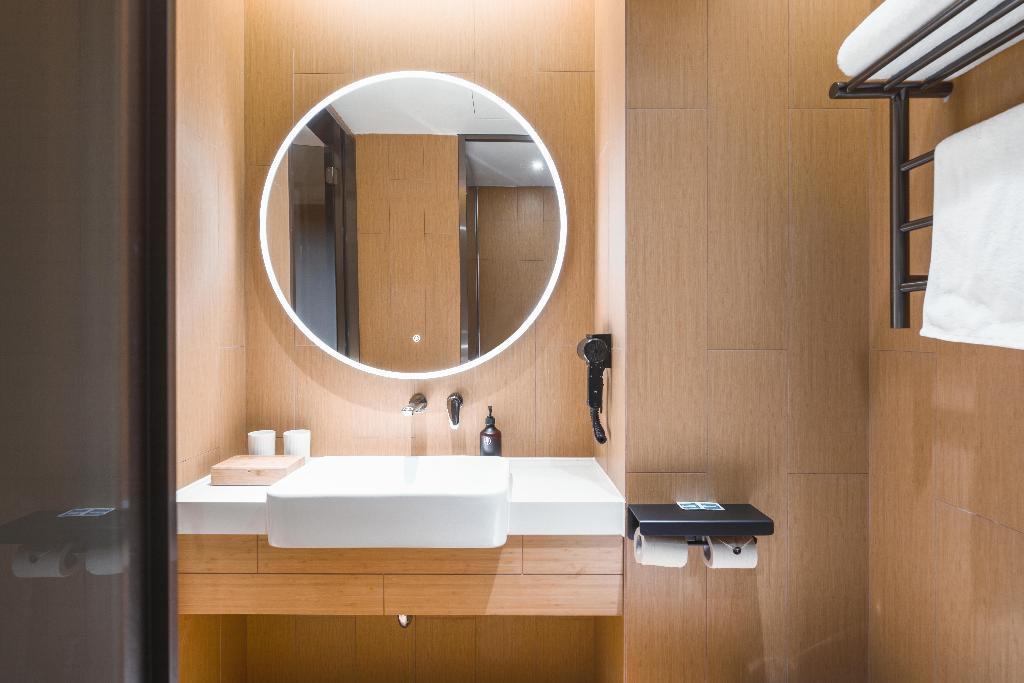 Ji Hotel (Shanghai Tangqiao Shimao Binjiang)