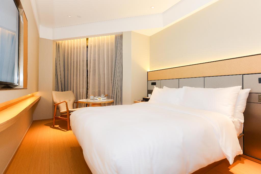 Ji Hotel (Chengdu Tianfu Square Daye Road Store)