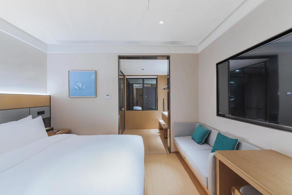 Ji Hotel (Suzhou Baodai road subway station)