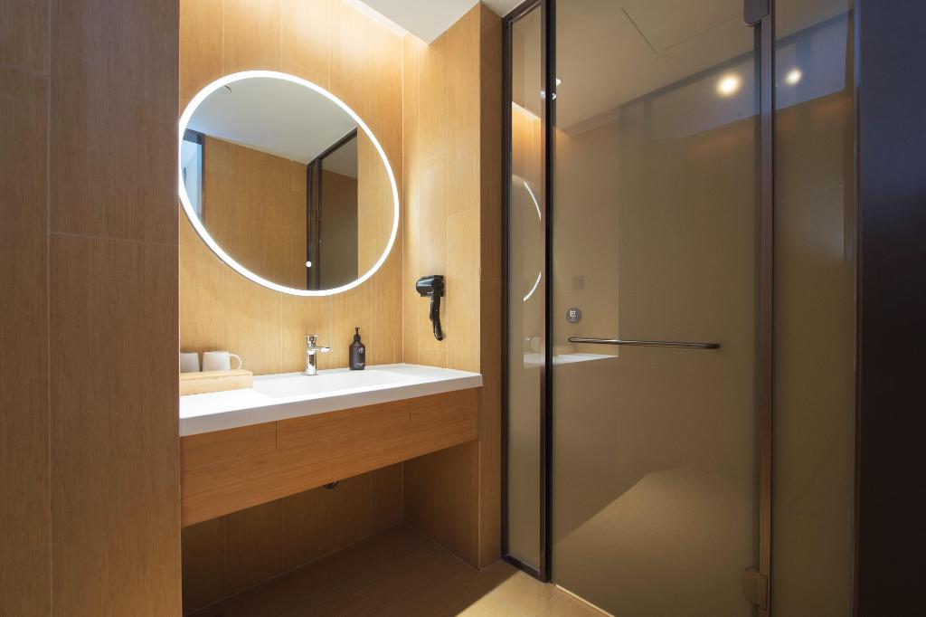 Ji Hotel (Future Road Store, Convention & Exhibiti