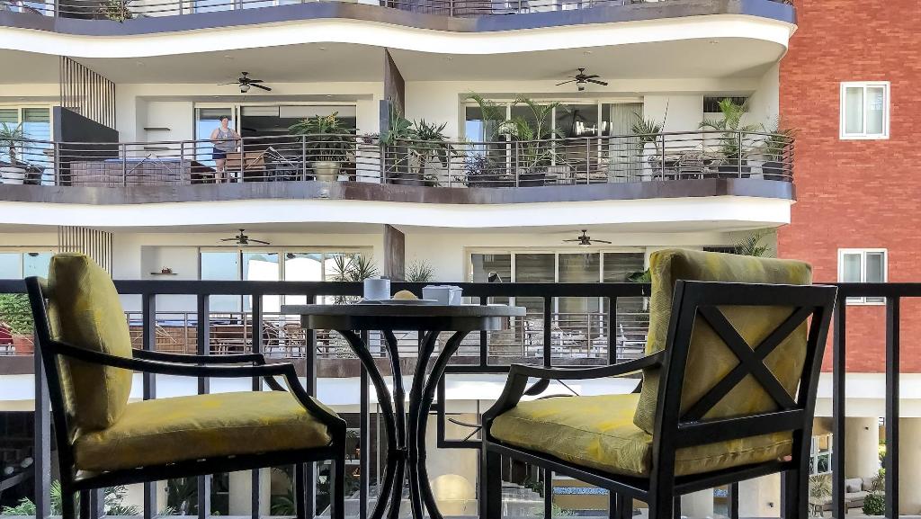 Pinnacle Resorts 179