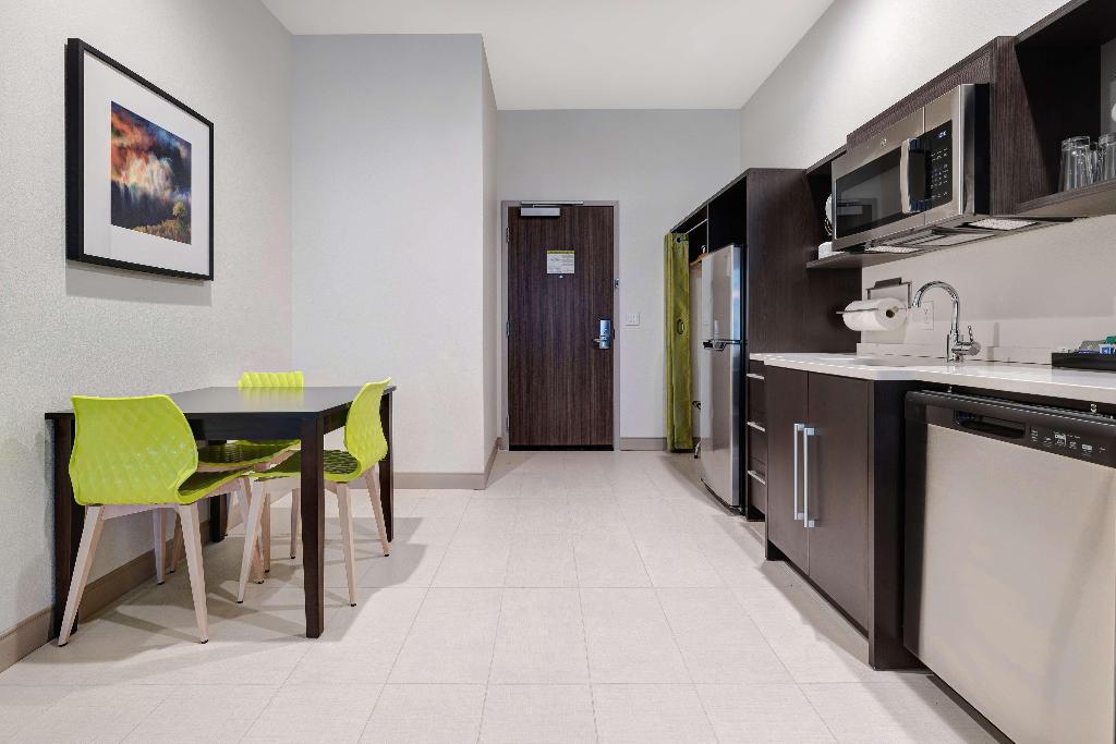 Home2 Suites By Hilton Redding