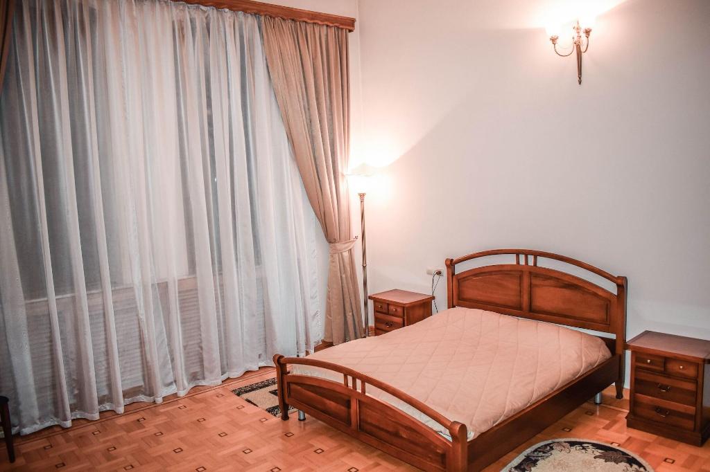 Araks Hotel Complex