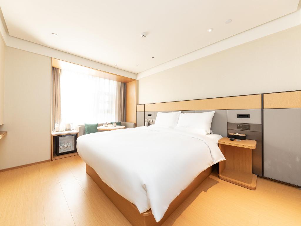 JI Hotel (Guanyun county government store)