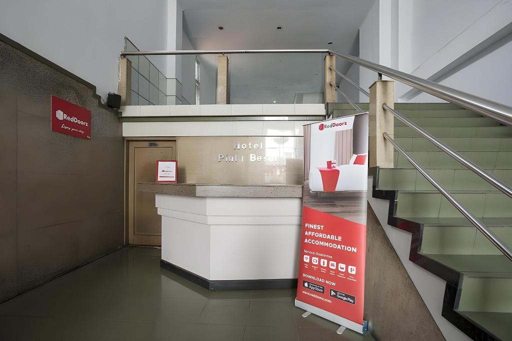 Formerly RedDoorz Plus near Jakarta Kota Station