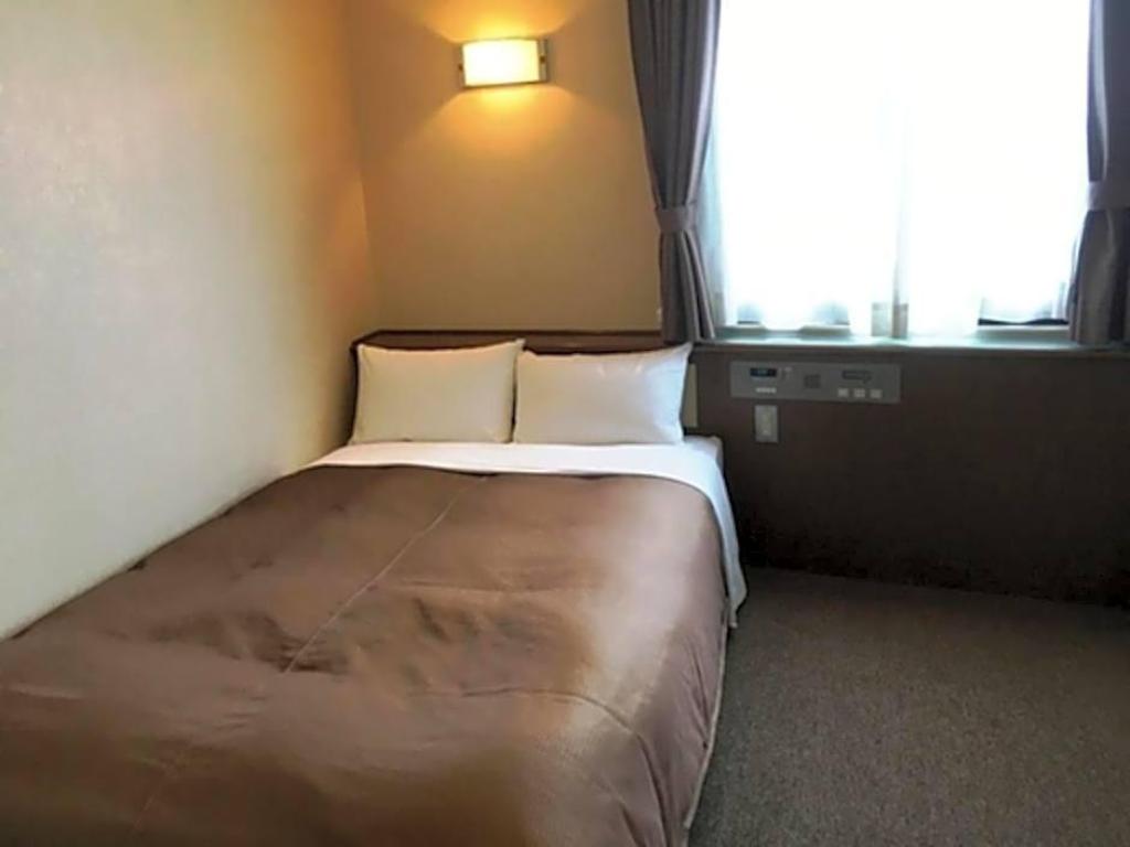 Kuwana Park Hotel
