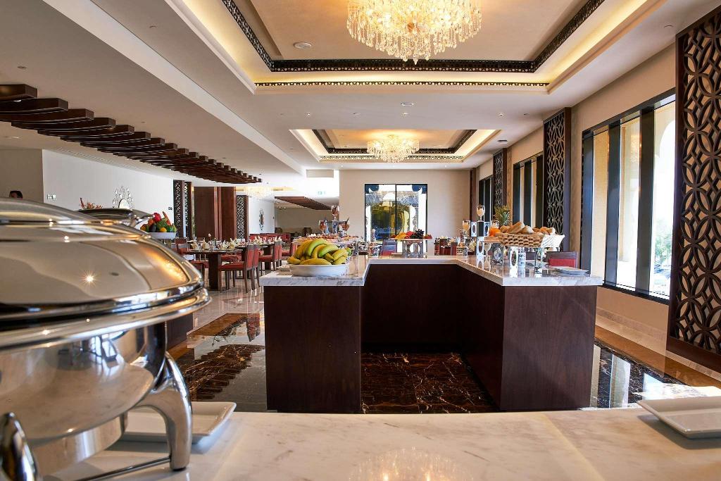 Carlton Dubai Creek Hotel - Restaurant