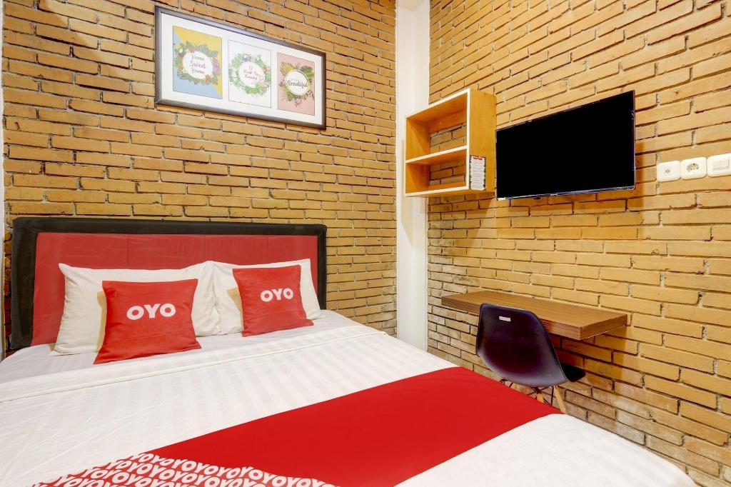Super OYO 90758 D Kost In Kandri Semarang Syariah
