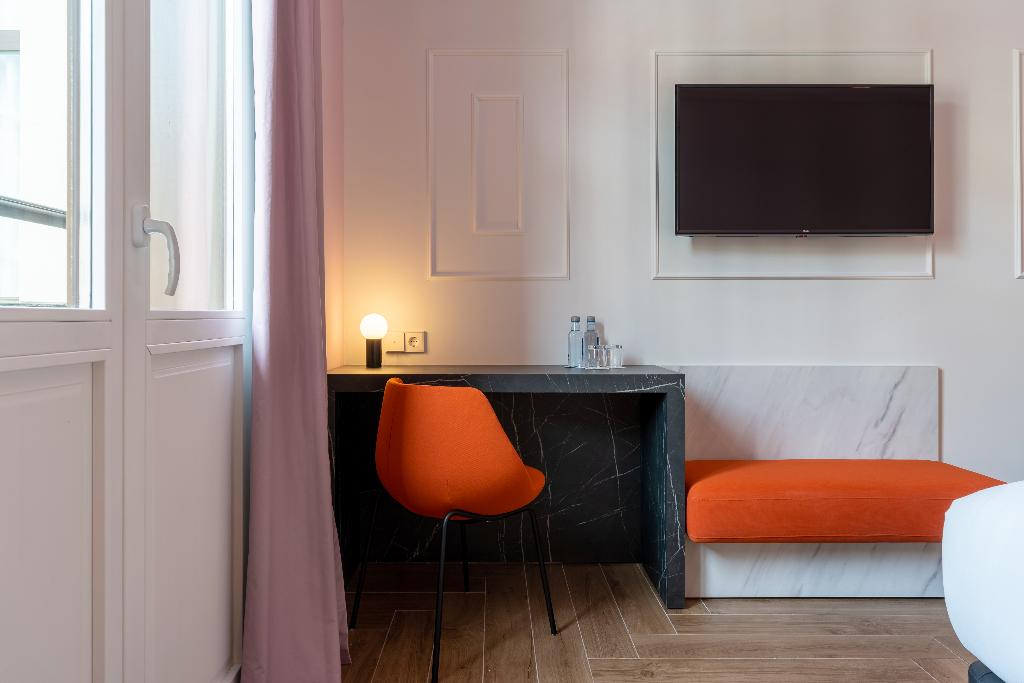 hotel-thumb