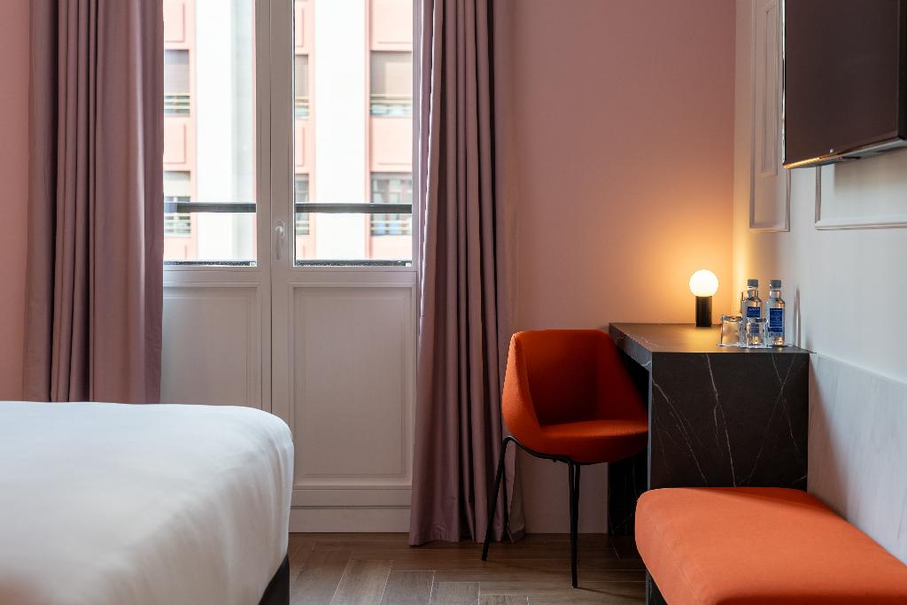 hotel-thumb