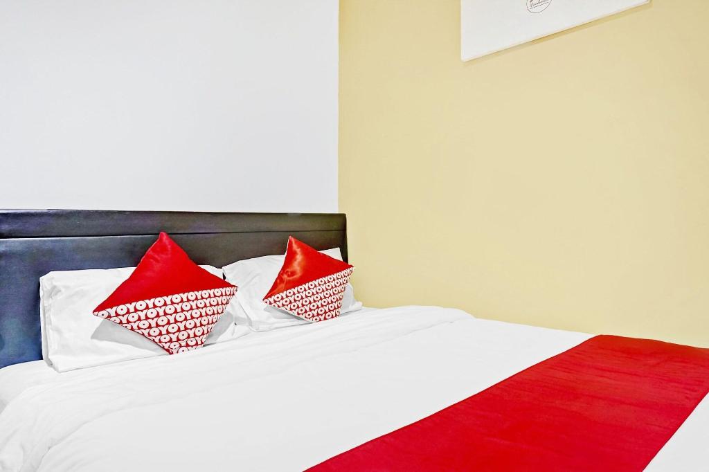 Super OYO 90692 Point Hostel