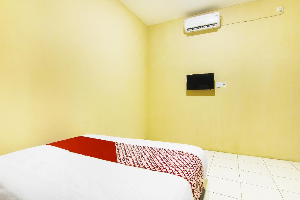 OYO 90900 Pagi Sore Residence