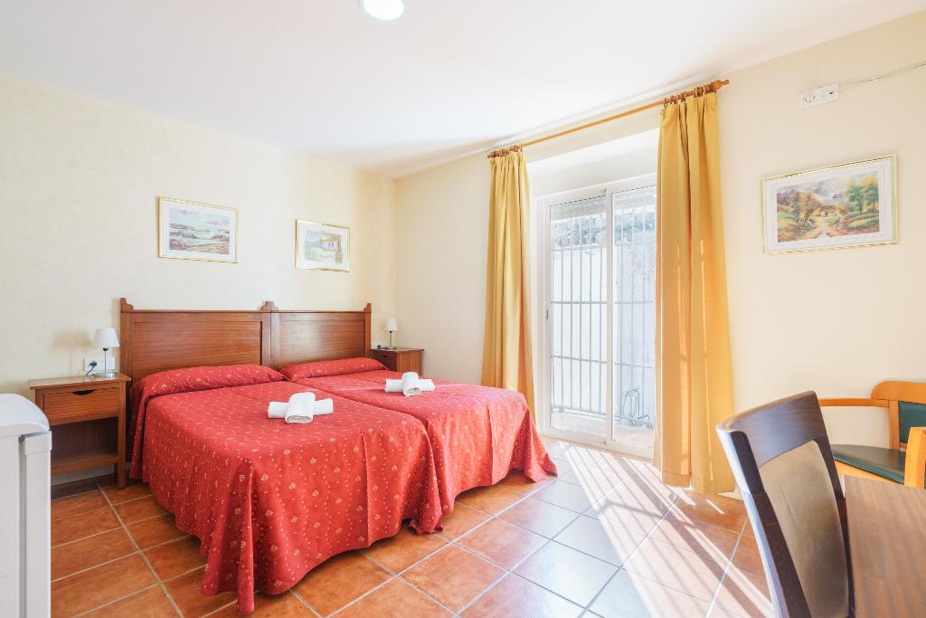 Hotel Carlos V by Vivere Stays