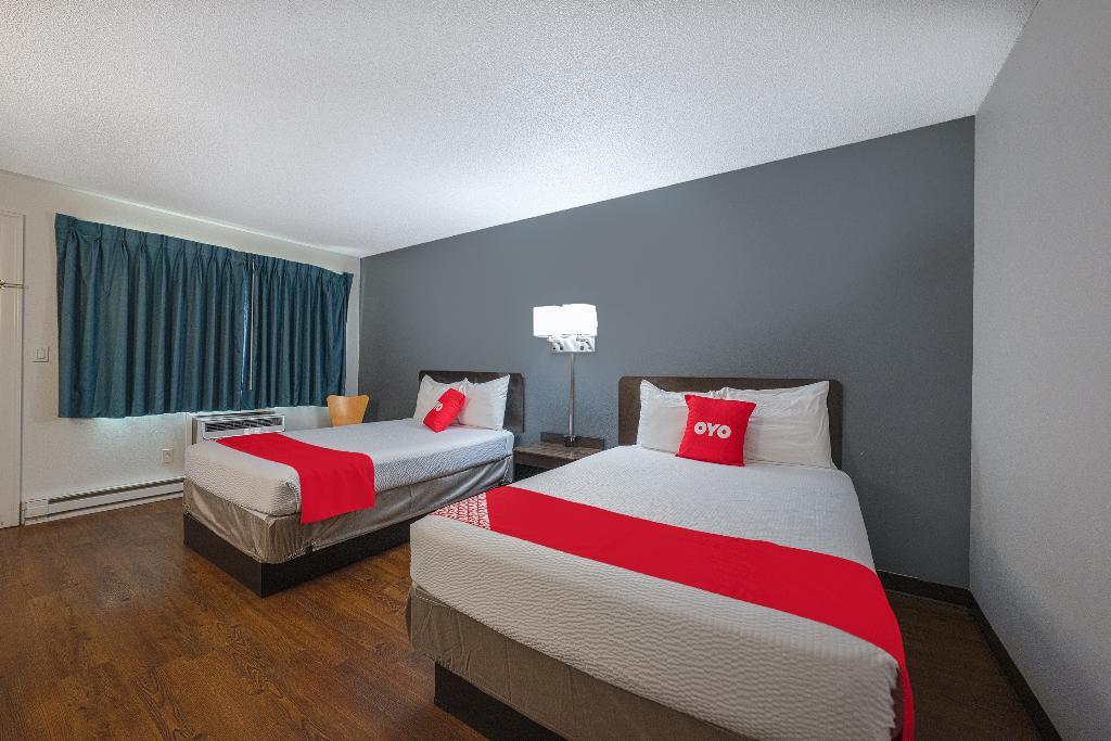 OYO Hotel St. Helens, OR