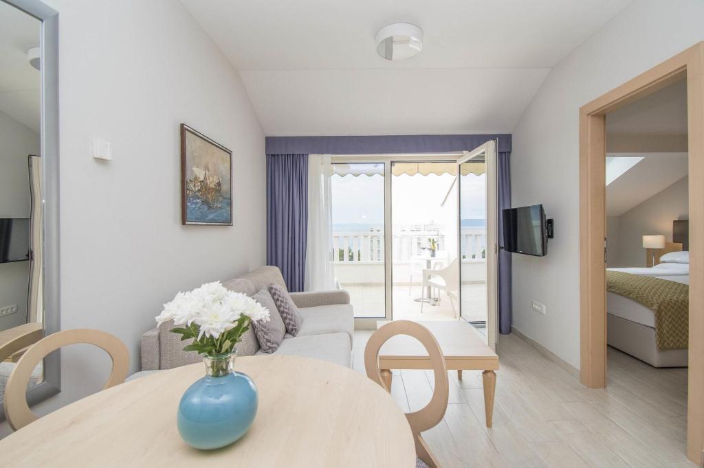 Hotel Aparthotel Flora, Kroatien, Tucepi. Großes 43