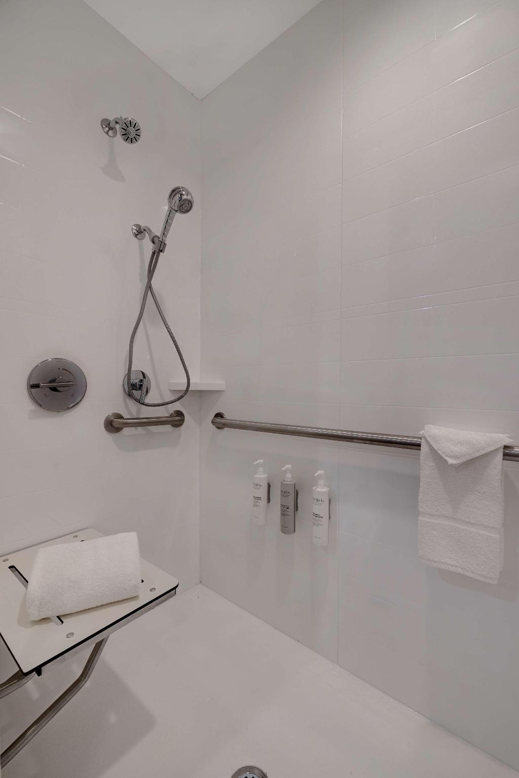 Hampton Inn & Suites Marina