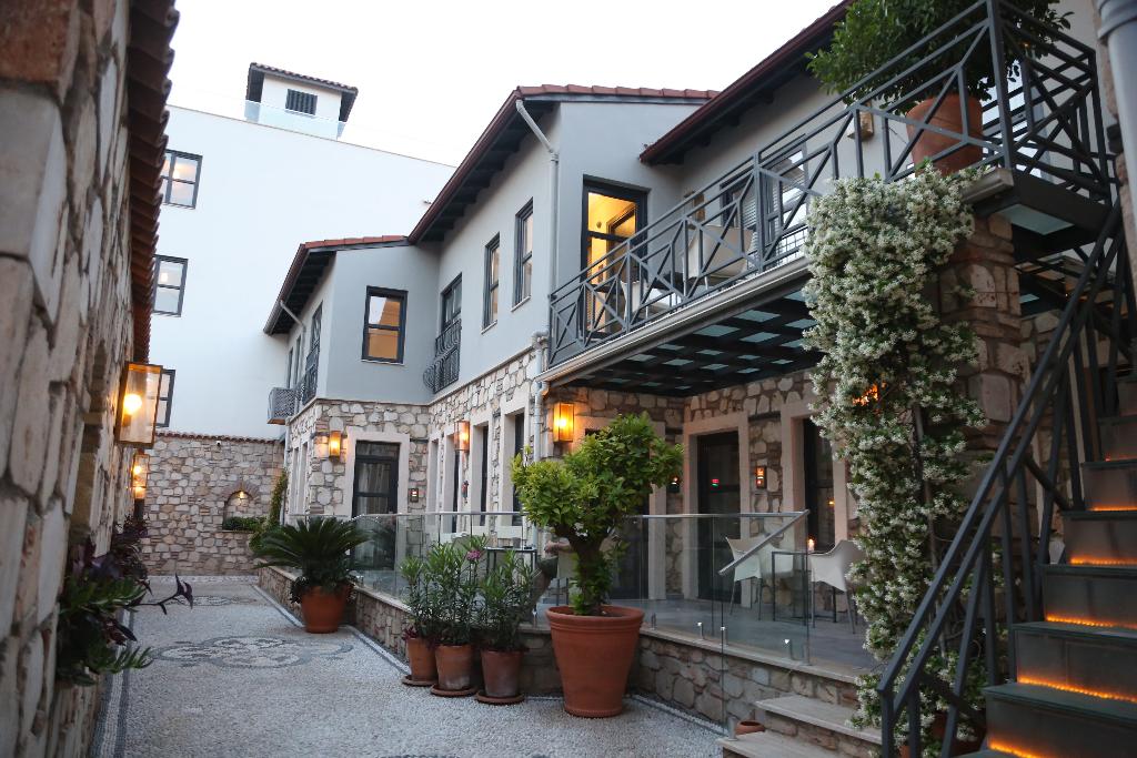 Fiore Garden Suites