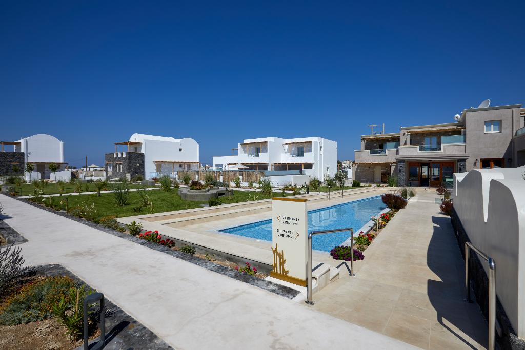 Sea Breeze Santorini Beach Resort, Curio Collection b Hilton photo 73