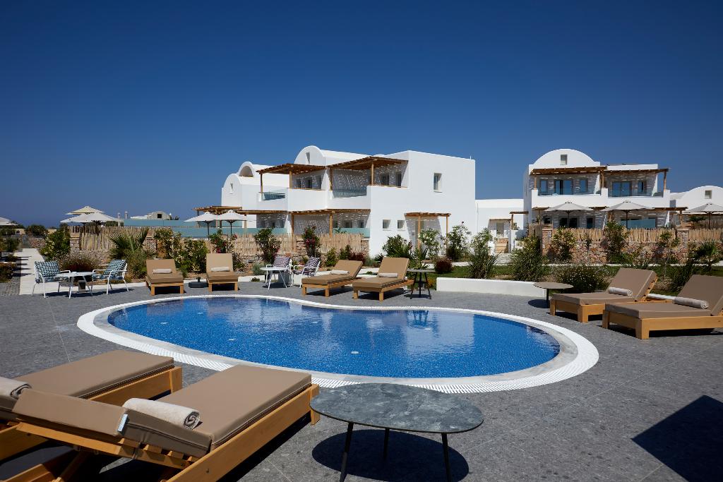 Sea Breeze Santorini Beach Resort, Curio Collection b Hilton photo 128