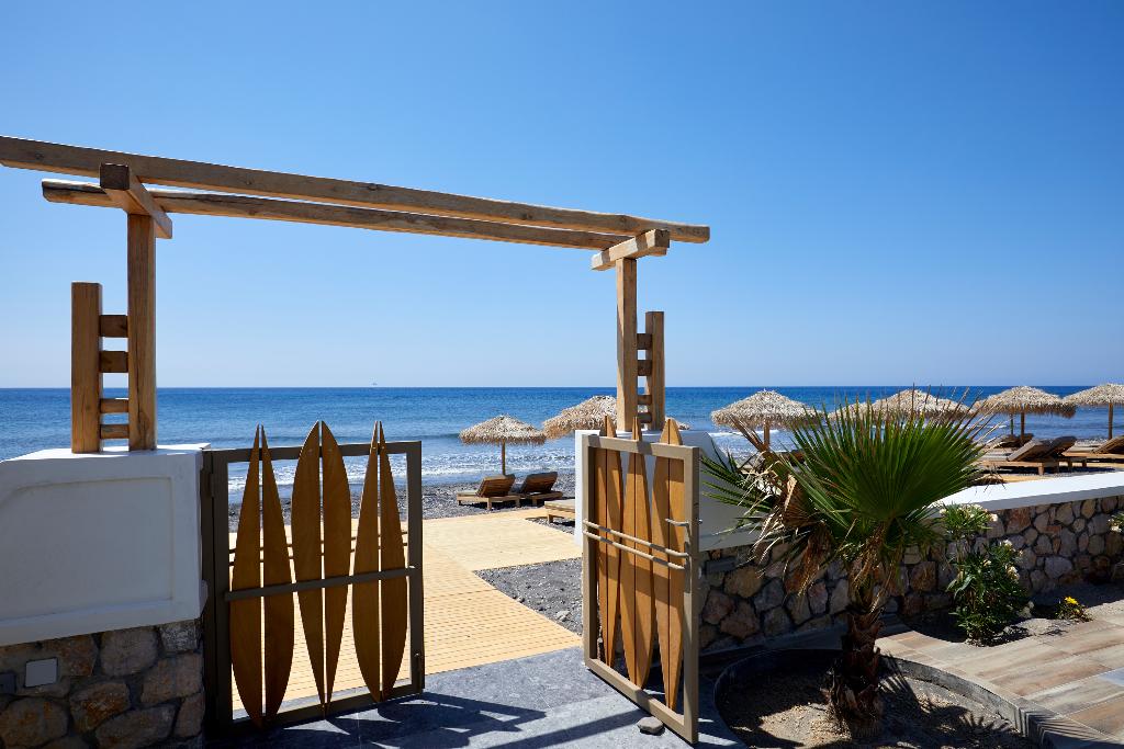 Sea Breeze Santorini Beach Resort, Curio Collection b Hilton photo 405