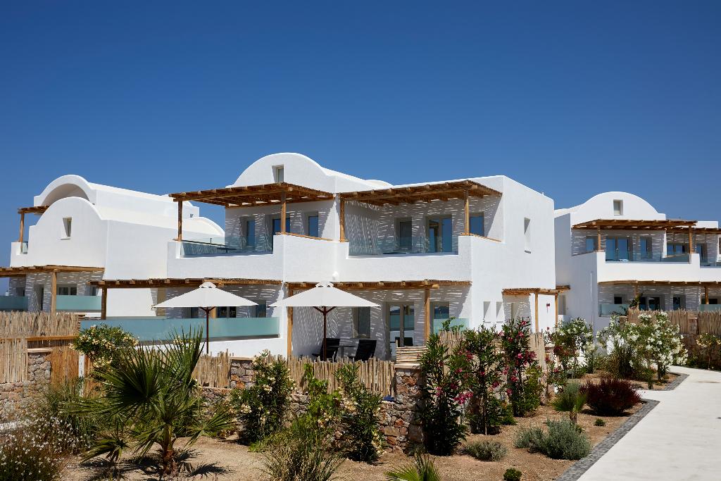 Sea Breeze Santorini Beach Resort, Curio Collection b Hilton photo 412