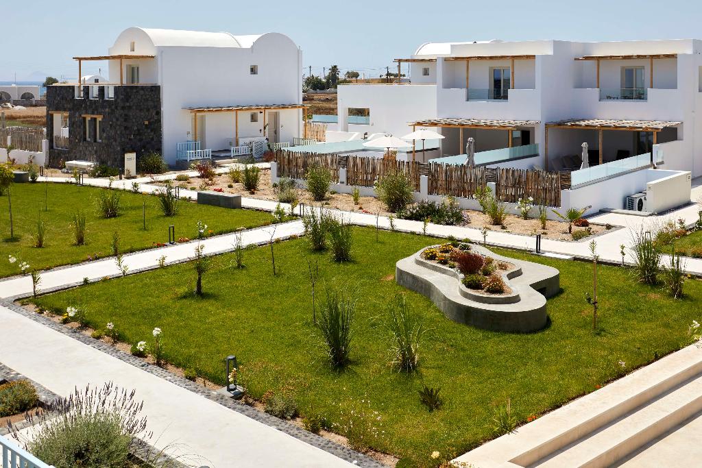 Sea Breeze Santorini Beach Resort, Curio Collection b Hilton photo 401