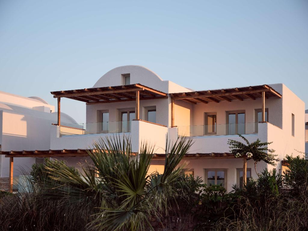 Sea Breeze Santorini Beach Resort, Curio Collection b Hilton photo 402