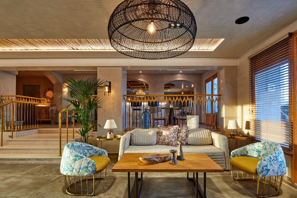 Sea Breeze Santorini Beach Resort, Curio Collection b Hilton photo 97